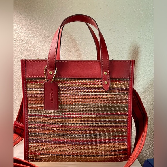 Beautiful COACH Upwoven Field Tote Brick/Multi Leather Bag $495 - Picture 2 of 9